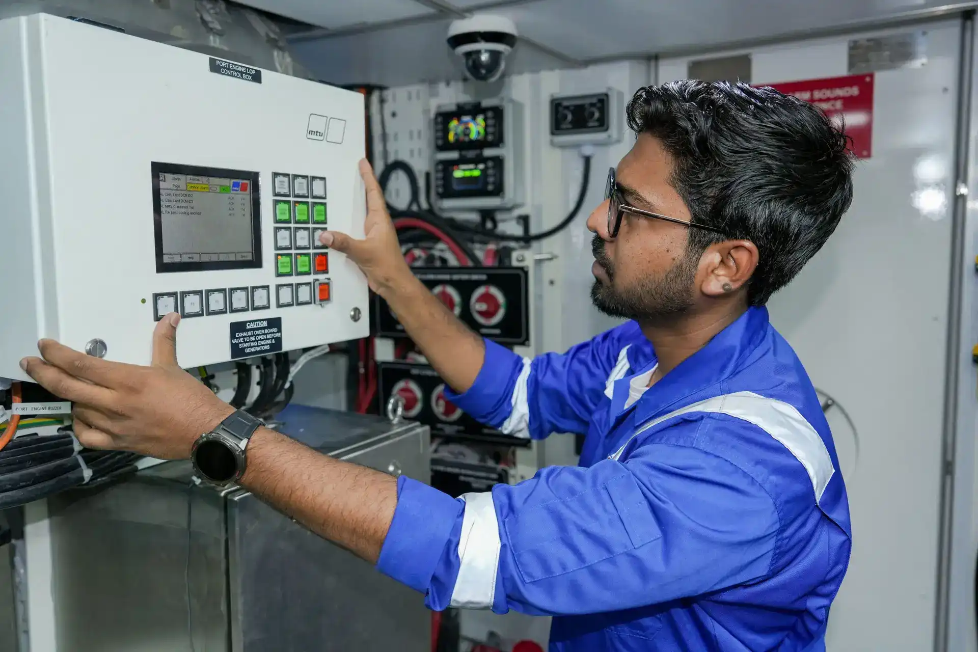 24/7 Yacht Engine Support for all Maintenance and Repairs