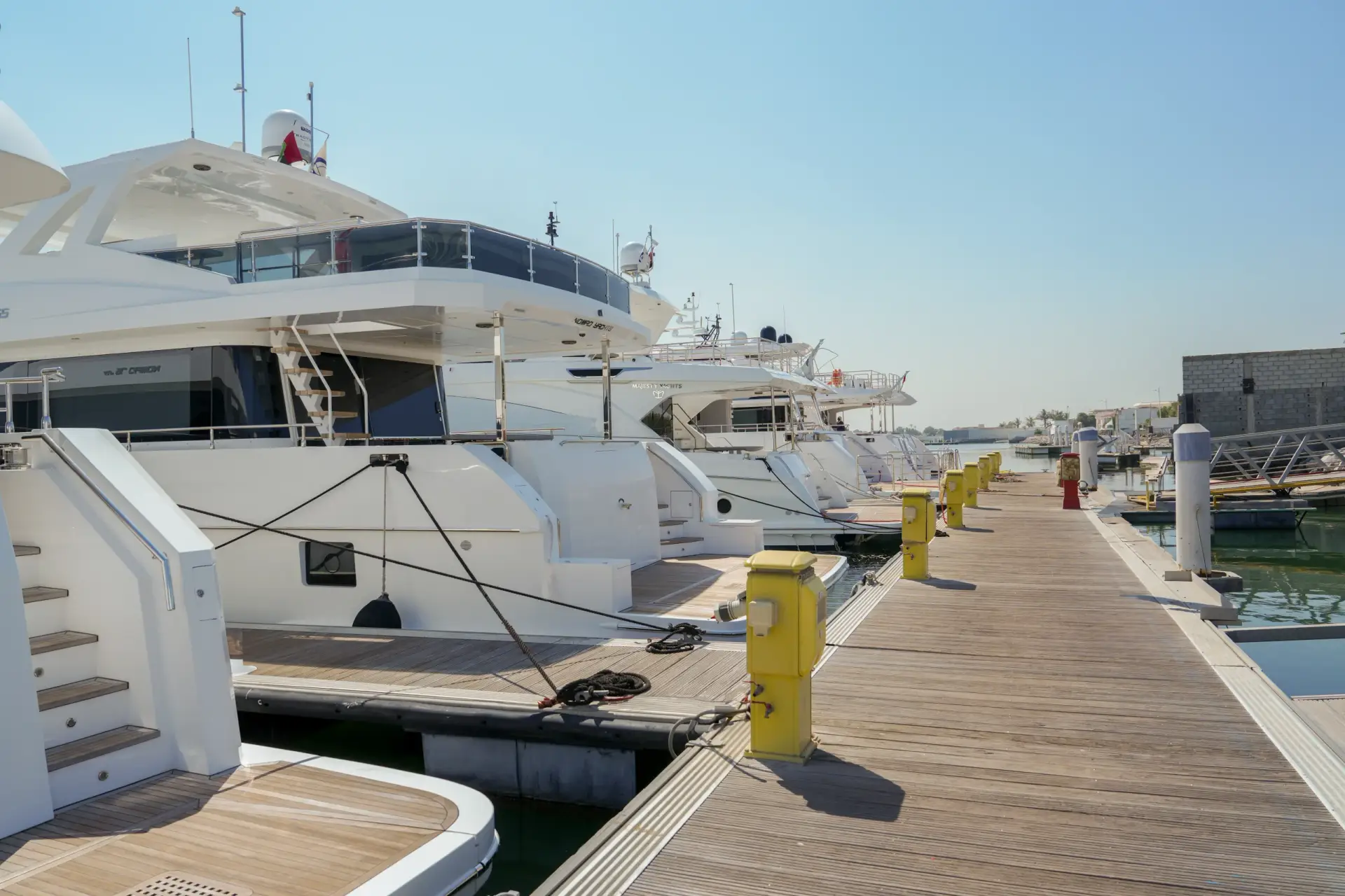How to Choose the Best Yacht Engine: Power, Performance & Maintenance